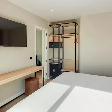 Sercotel Rosaleda Hotel 4*