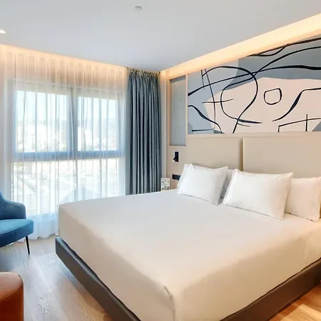 Отель Sercotel Rosaleda 4*