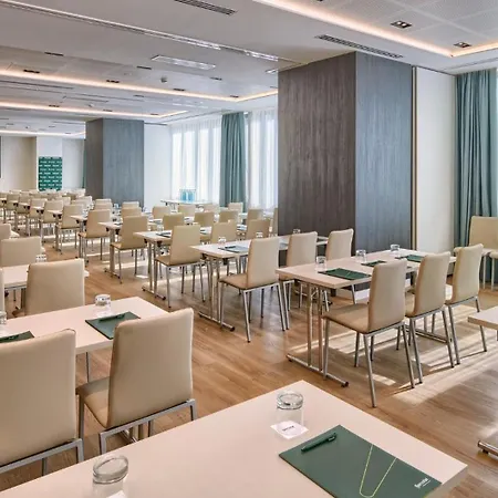 Отель Sercotel Rosaleda Малага