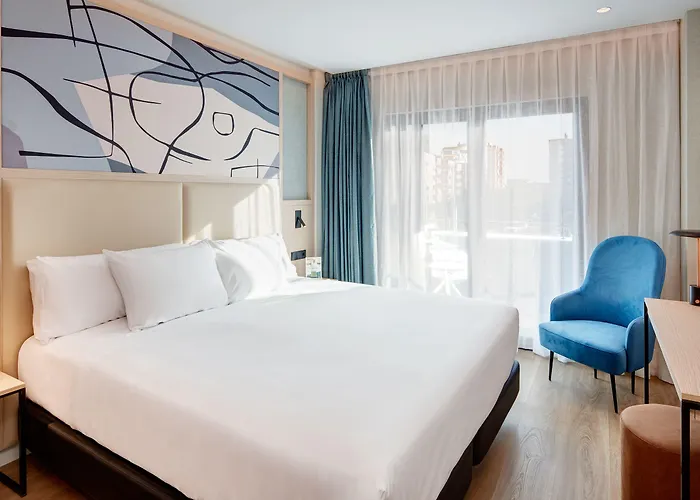 Sercotel Rosaleda 4* مالقة