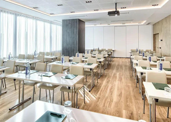 فندق Sercotel Rosaleda 4*