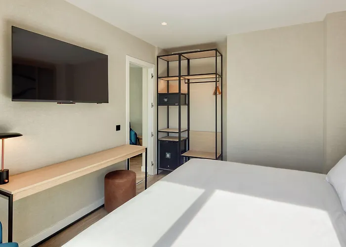 Sercotel Rosaleda مالقة